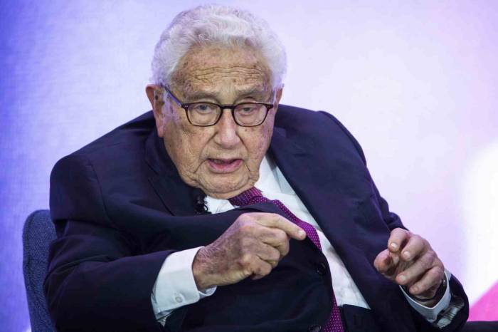 Abd’nin “Savaş Suçlusu” Eski Bakanı Kissinger 100 Yaşında Hayatını Kaybetti