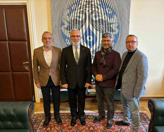 Kula Ak Parti’den Yenişehirlioğlu’na Ziyaret