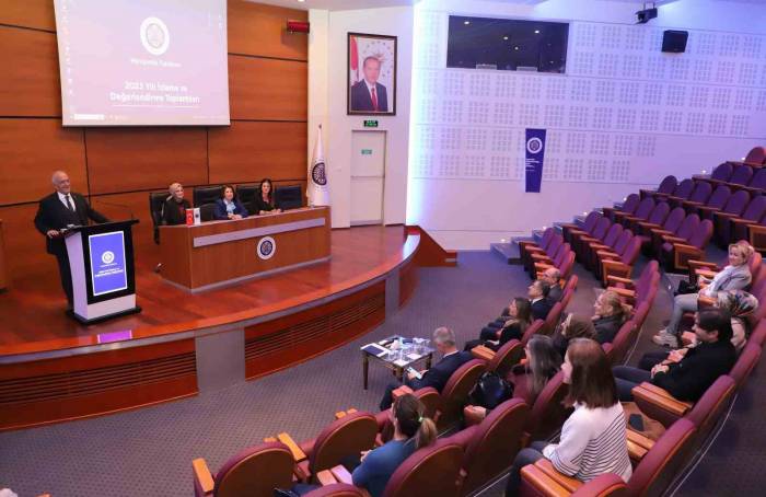 Atatürk Üniversitesi’nde 2023 Yılı Akademik İzleme Ve Değerlendirme Toplantıları Devam Ediyor
