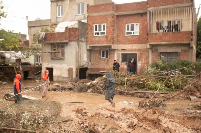 Batman’da Selin Vurduğu 11 Mahalle ’afet Bölgesi’ İlan Edildi