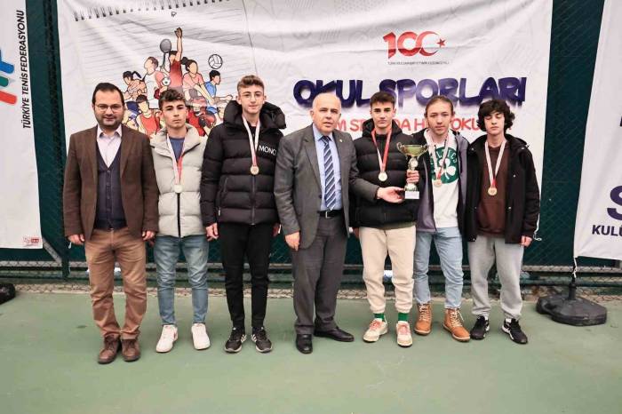 Şampiyon Raketler Belli Oldu