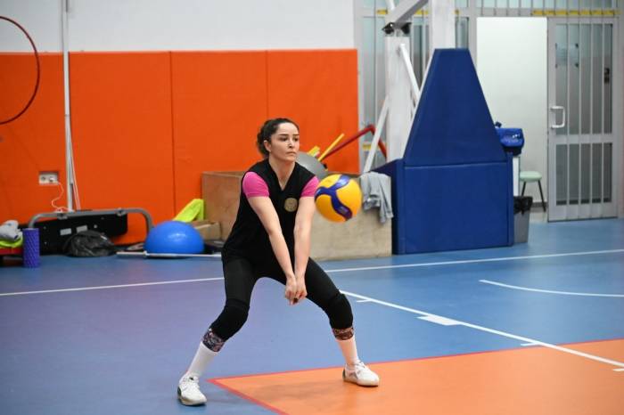 Manisa Bbsk’nin Sultanları Bergama Maçı Hazırlıklarını Sürdürüyor