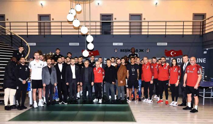 Ahmet Nur Çebi, Futbol A Takımı Ve Tekerlekli Sandalye Basketbol Takımı’na Veda Etti