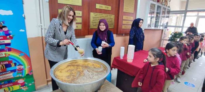 Altıntaş’ta “Sağlık İçin Tarhana İçin” Etkinliği Ve Fotoğraf Sergisi