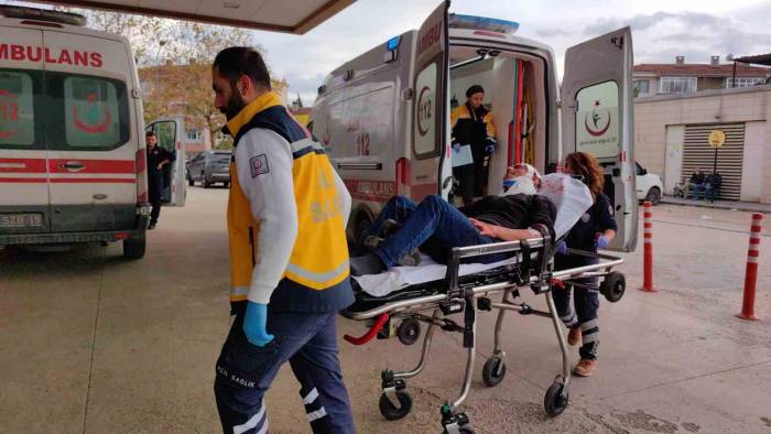 Bursa’da Silahlı Kavga; 1’i Ağır 2 Yaralı