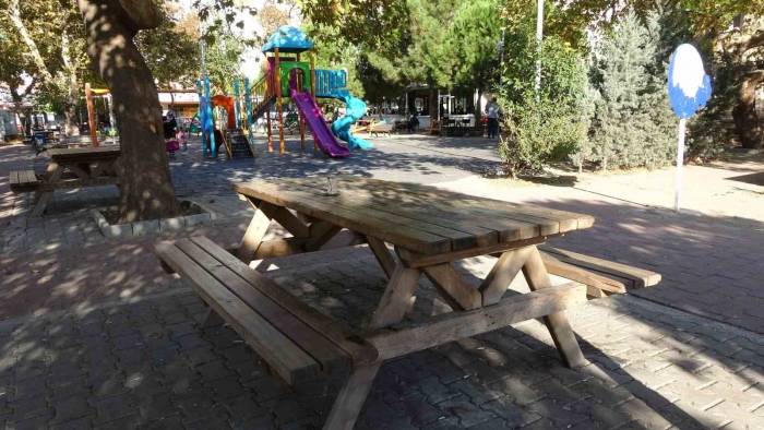 İpek Kürşat Cinayetinin Karar Duruşmasında, 4 Sanığa Ağırlaştırılmış Müebbet Hapis Cezası Verildi