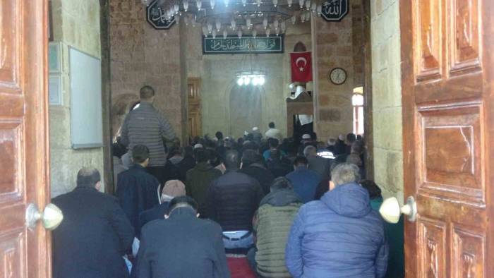 Tarihi Camide Filistin İçin Dua Edildi