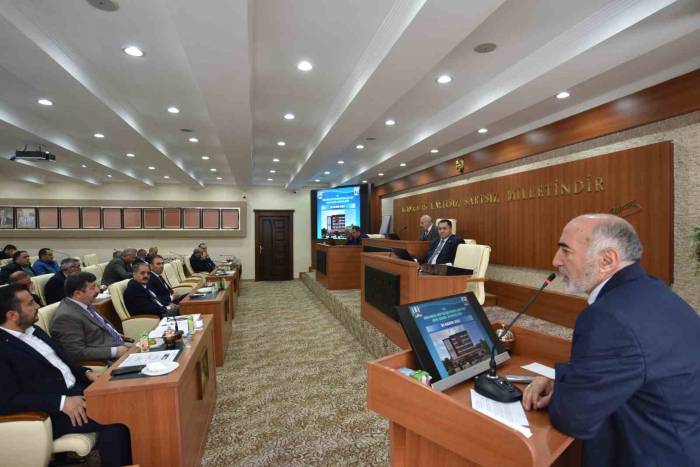 Eski Genel Kurulu Toplandı