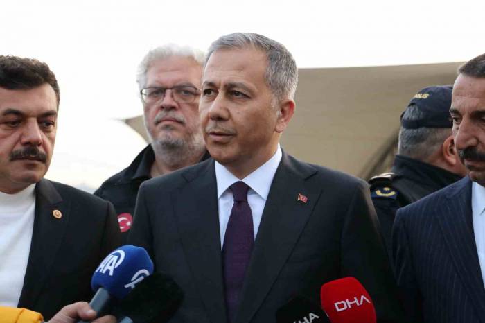 Bakan Yerlikaya: "Şu Ana Kadar Kayıp Denizcilerimizden Herhangi Bir Emareye Rastlamadık"