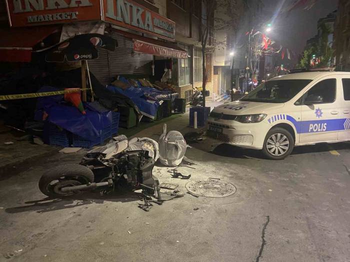 Kağıthane’de Motosikletli Saldırgan Bir Kişiye Ateş Açtıktan Sonra Motosikleti Bırakıp Kaçtı