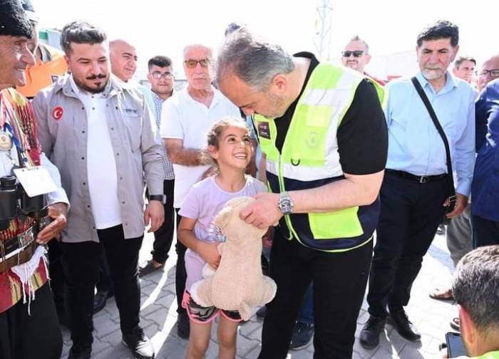 Alinur Başkanı Unutmayan Melek: “Seni Çok Özledim Bursa’ya Gelmek İstiyorum”