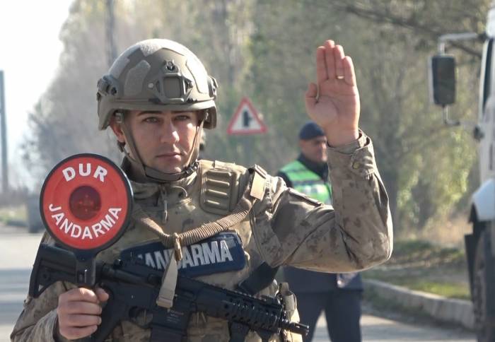 Muş’ta Zorunlu Kış Lastiği Uygulaması Başladı