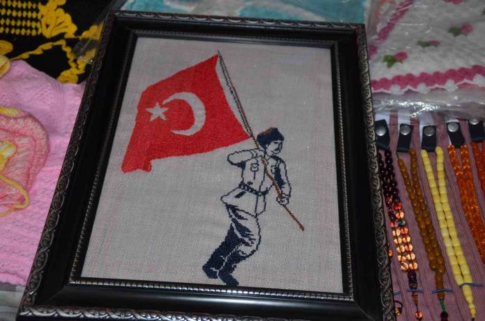 Beytüşşebap’ta Kadınlar El Sanatlarını Sergiledi