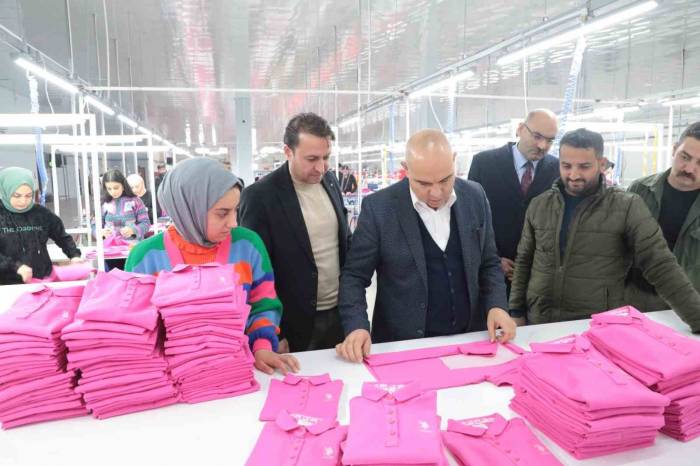 Ağrı Valisi Koç, Kentteki Yatırım Ve Hizmetleri İnceledi