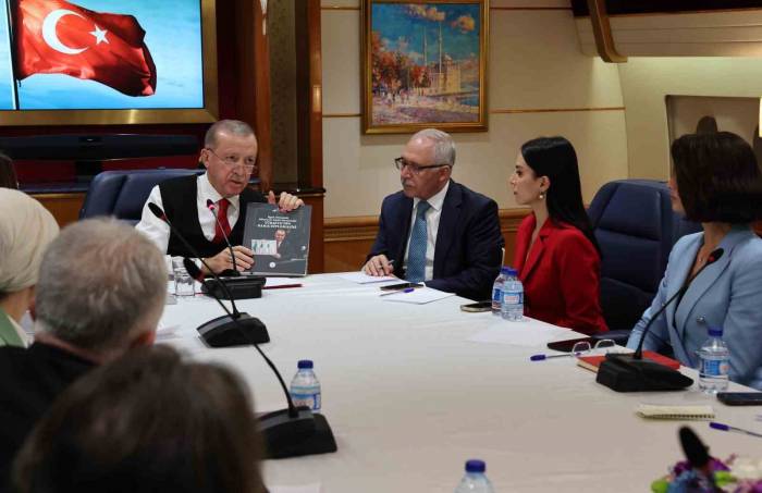 Cumhurbaşkanı Erdoğan: "Kim Hukuksuzluk Yapıyor İse Cezasını Çeker"