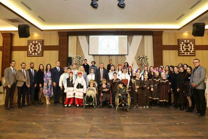 Farklılıklarıyla Fark Oluşturuyorlar