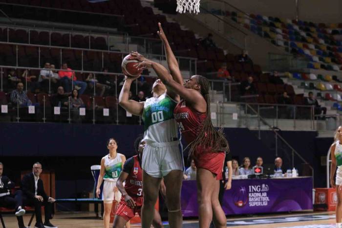 Kbsl: İzmit Belediyespor: 72 - Melikgazi Kayseri Basketbol: 76