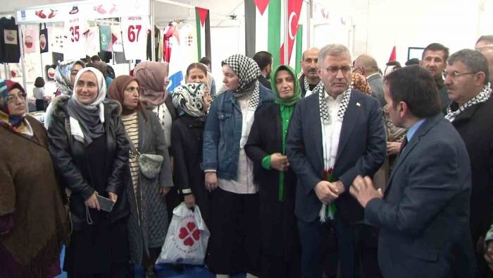 Üsküdar’da, Gazze’ye Yardım İçin Kampanya Düzenlendi