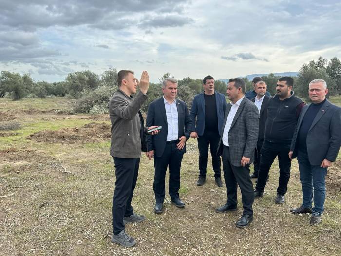 Mustafa Canbey Edremit’de Yatırımları Yerinde İnceledi