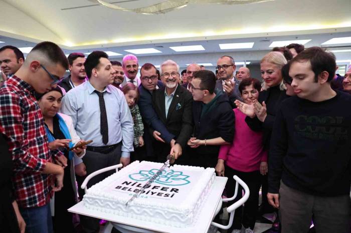 Nilüfer’de Engelleri Kaldıran “Bizim Ev” 12 Yaşında