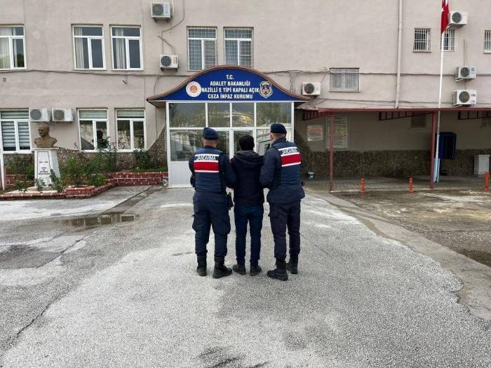 Jandarmadan Eş Zamanlı Operasyon: 27 Yakalama