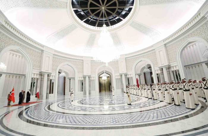 Cumhurbaşkanı Erdoğan, Katar Emiri Al Thani İle Bir Araya Geldi