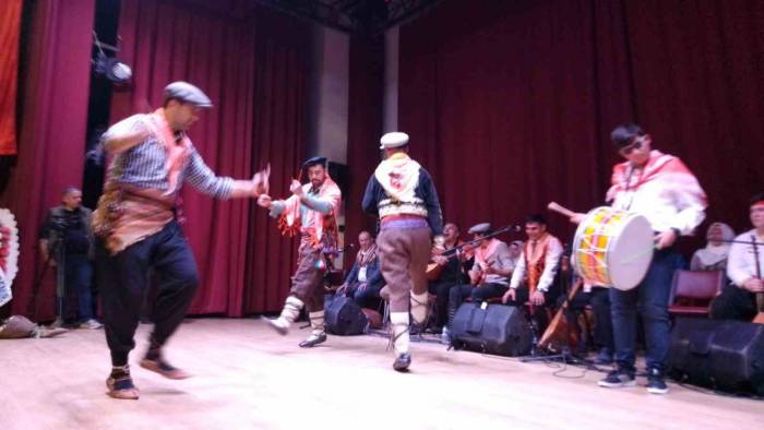 Fethiye’deki Yörük Şenliğinde Görme Engelliler Alkışı Hak Etti