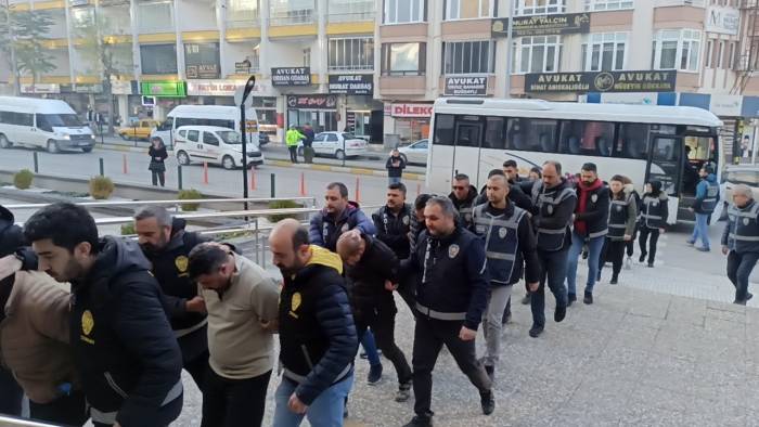 Çorum Polisinden "Teleskop" Operasyonu: Gözaltına Alınan 9 Kişi Adliyede