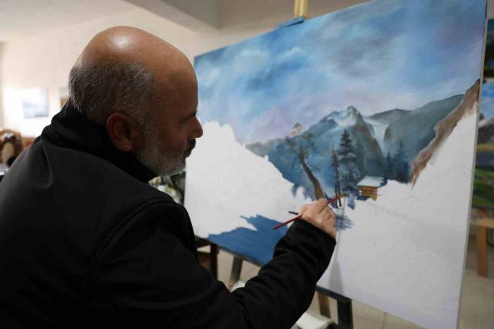 Emekliliğinde Ressam Oldu
