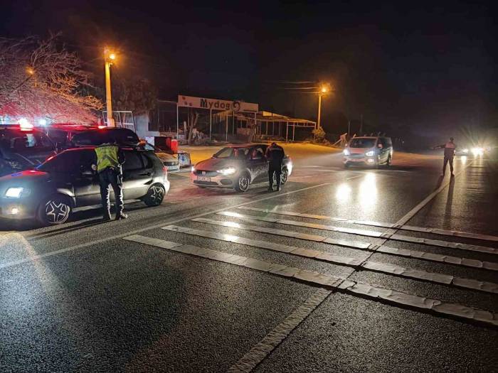 Aydın’da 1 Ayda 461 Araç Trafikten Men Edildi