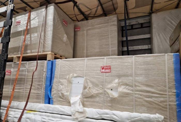 Panel Kapılara Gizlenen 72 Bin 700 Kutu Sigara Yakalandı