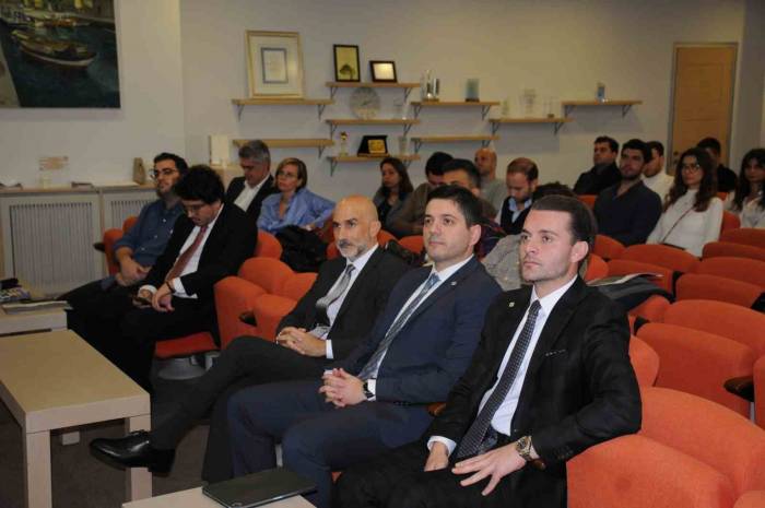 Tarihi Kemeraltı Çarşısı’nın Kalkınması İçin İş Dünyası Atakta