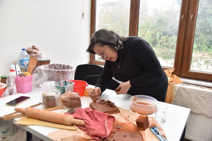 Seramik Kursu İlgi Görüyor