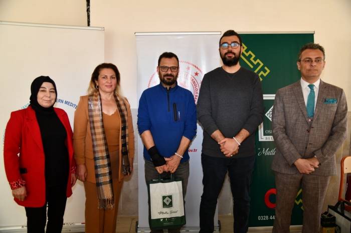 Usta Öğreticilere, Turistik Ve Hediyelik Eşya Tasarım Eğitimi