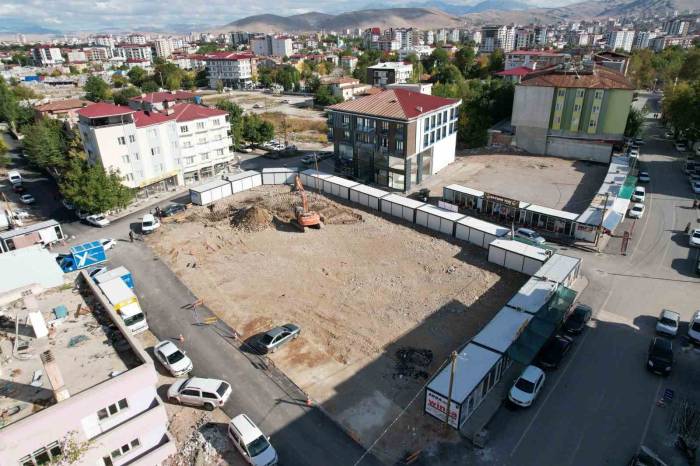 Elbistan İlçesinde 10 Milyar Liralık Yerinde Dönüşüm Hamlesi