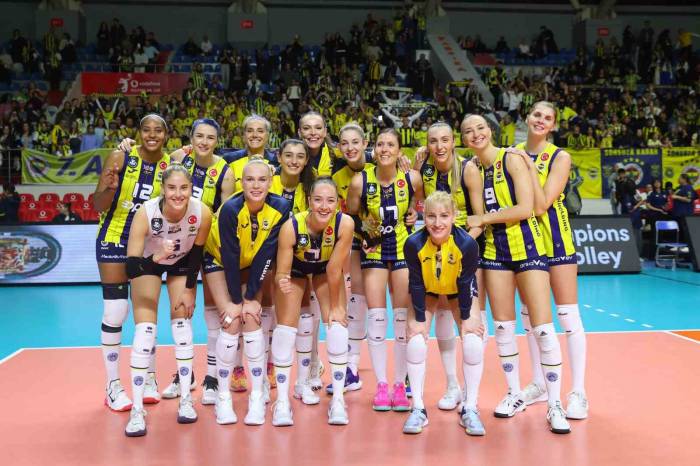 Cev Şampiyonlar Ligi: Fenerbahçe Opet: 3 - Sc Potsdam: 0