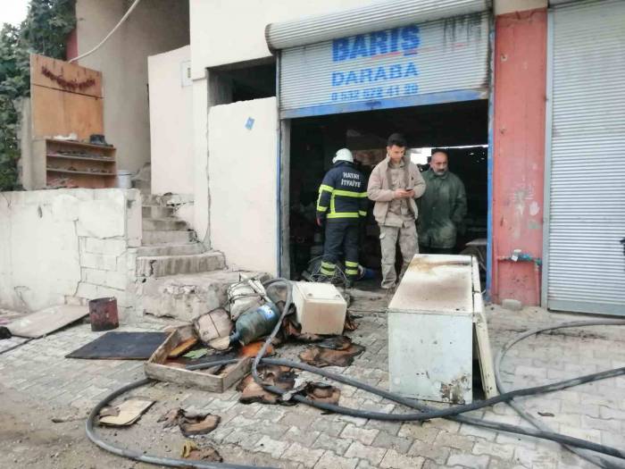 Hatay’da Çıkan Ev Yangınına İtfaiye Müdahale Etti