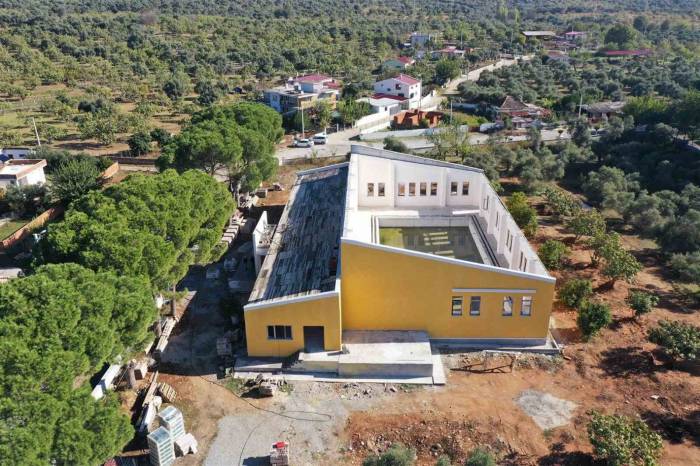 Germencik Yüzme Havuzu Açılış İçin Gün Sayıyor