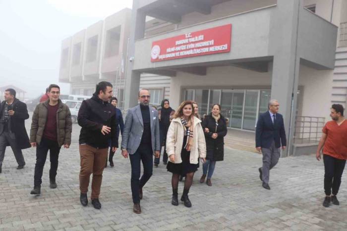 Burdur’da Yeni Yapılan 96 Kişi Kapasiteli Hilmi-hafize Evin Huzurevi Hizmete Açıldı
