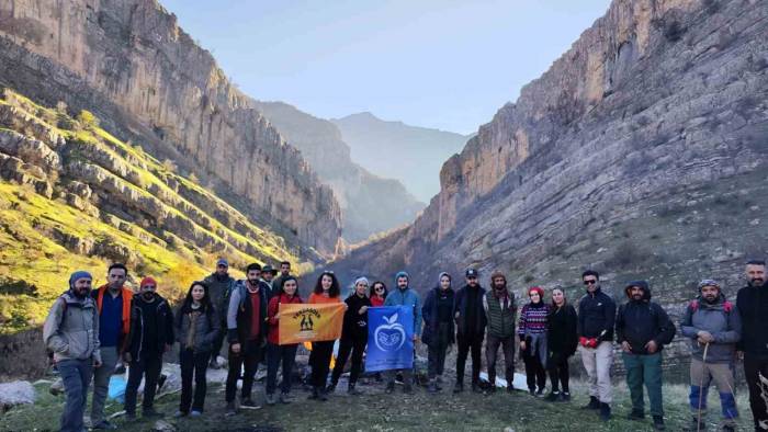 Yüksekovalı Dağcılardan Aktütün Kanyonlarına Gezi