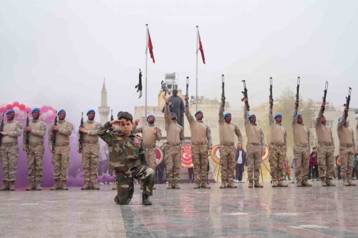 Komandoların Gösterisi Büyük Beğeni Topladı