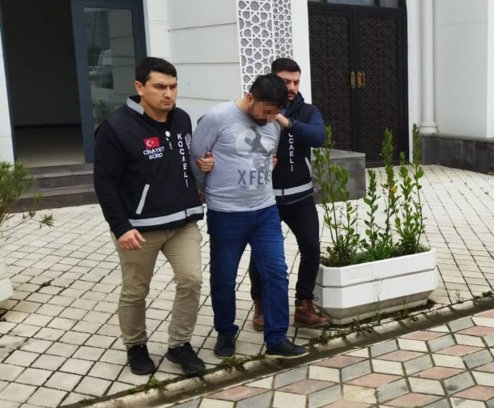 Eşini Ve Kayınpederini Öldürmüştü, Attığı Mesaj Kan Dondurdu