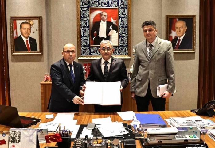 Kütahya Belediyesinde ’ek Protokol’ Sevinci