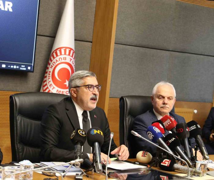 Tiktok Ekibi Tbmm Dijital Mecralar Komisyonunda