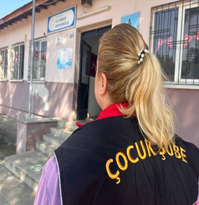 Aydın’da Okul Çevreleri Çocuk Şube İle Güvende