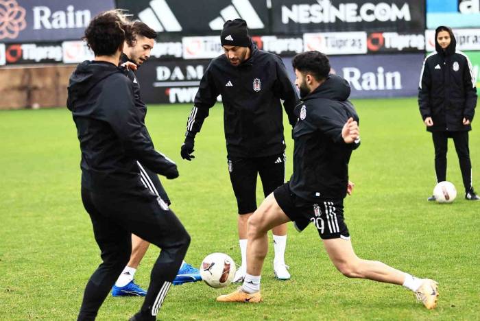 Beşiktaş, Fenerbahçe Maçı Hazırlıklarını Tamamladı