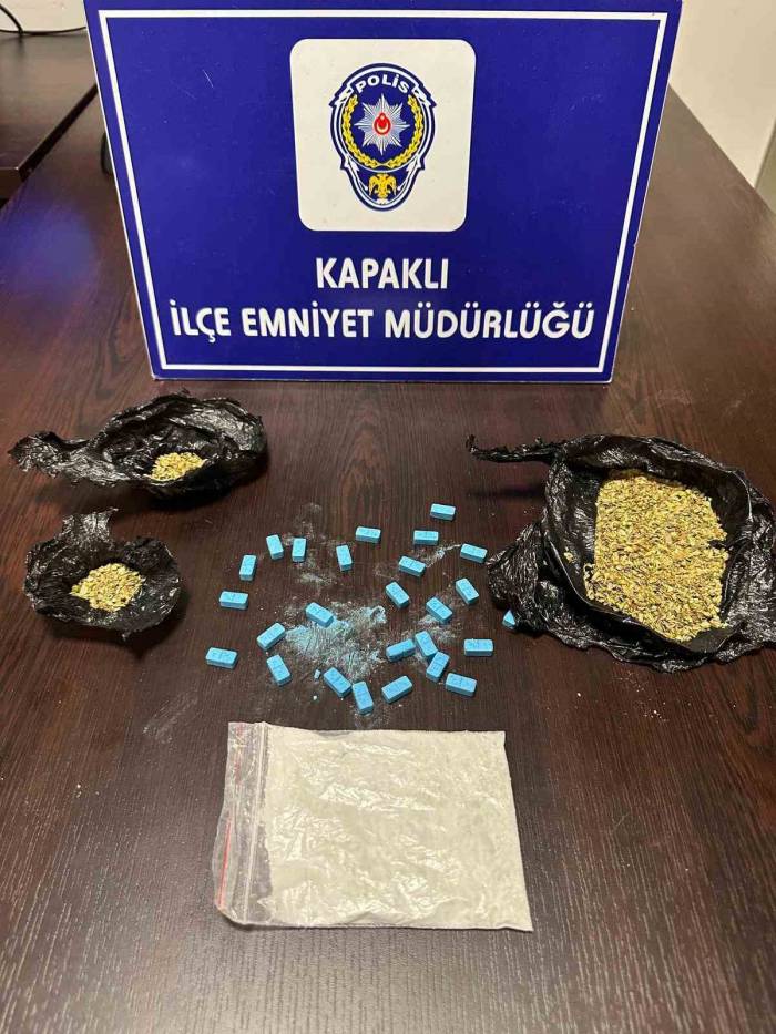 Kuş Kümeslerinde Uyuşturucu Ele Geçirildi