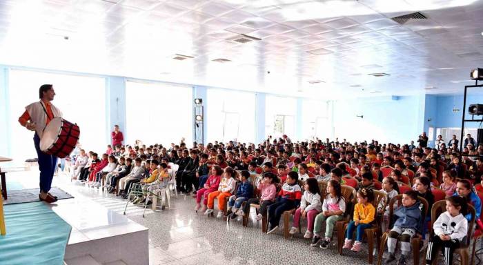 Mersin’de Çocuklar Tiyatro İle Buluşuyor