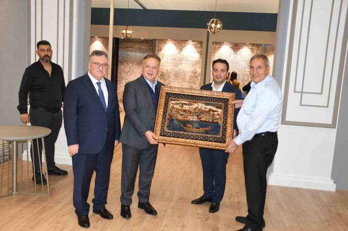 "Halıcıları Bu Cesaretli Adımdan Dolayı Kutluyorum"