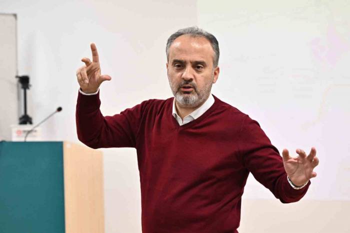 Burulaş’ta Ulaştırma Ekonomisi Dersi